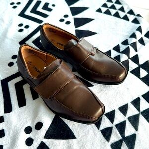Synthetic leather brown dress shoes for kids 11.5